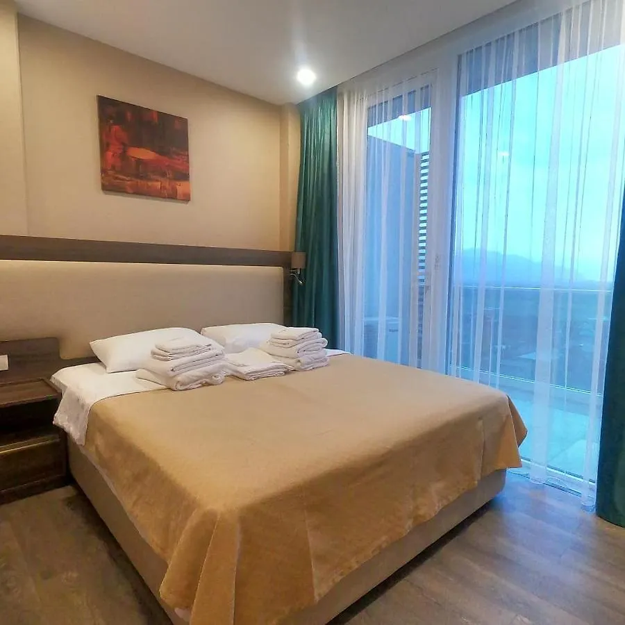 Batumi Sunrise 3+2 Apartment