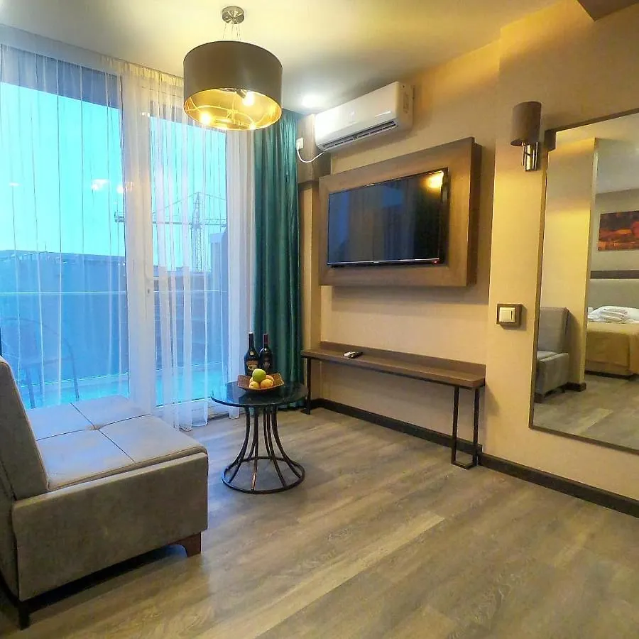 Batumi Sunrise 3+2 Apartment