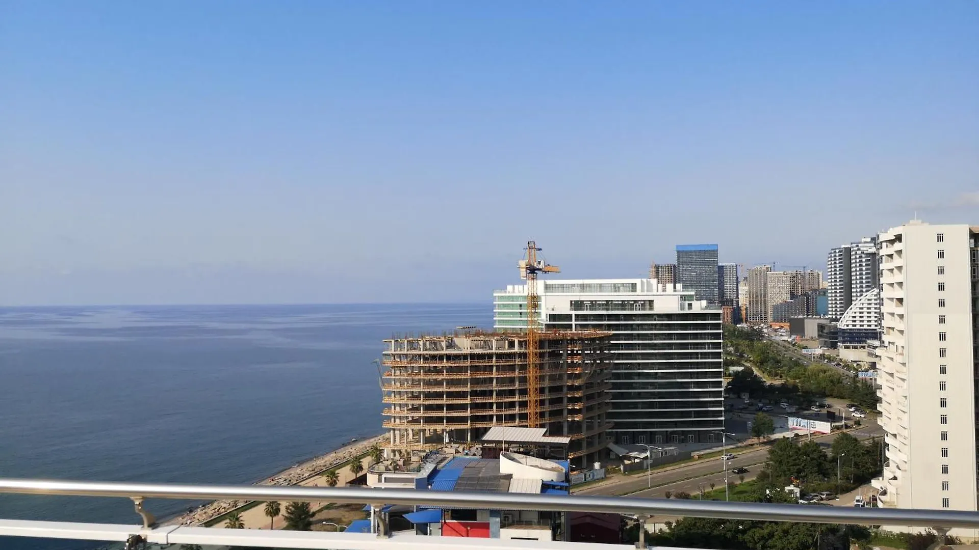 Batumi Sunrise 3+2 Apartment